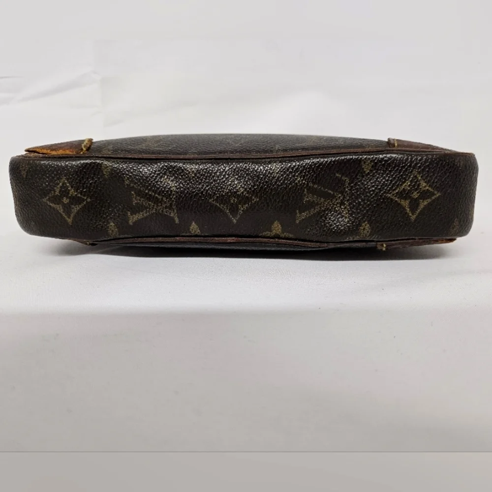 Louis Vuitton Vintage 1991 Marly Clutch In Brown LV Monogram - Picture 5 of 14